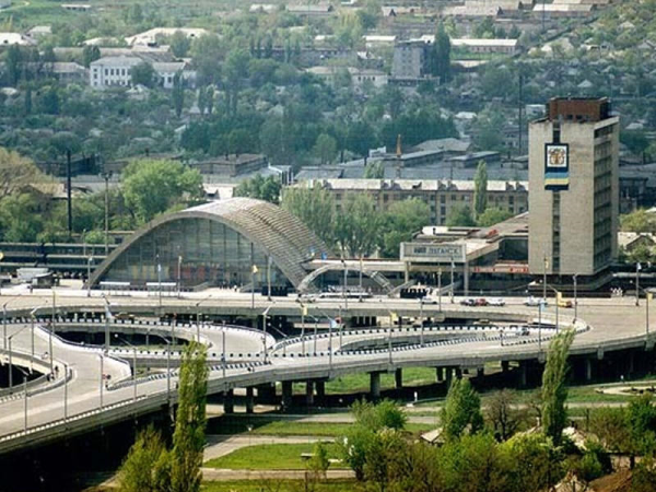 Rusiya diplomatlarını Ukraynadan çıxarır?
